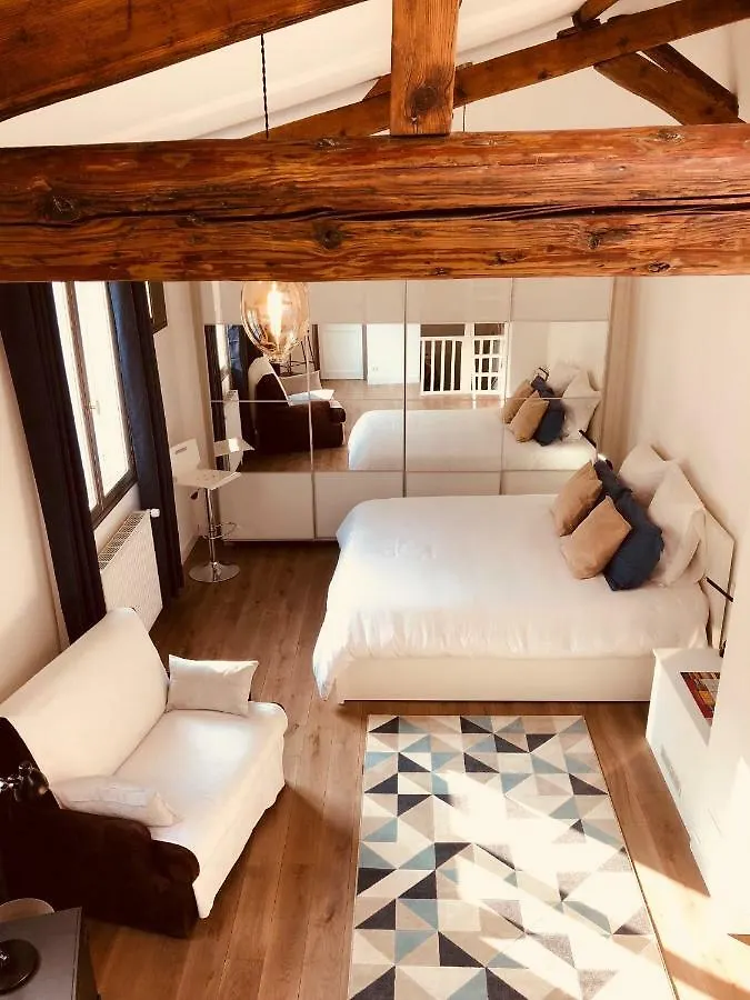 Apartment Saint-Antoine Paris 0*,  France