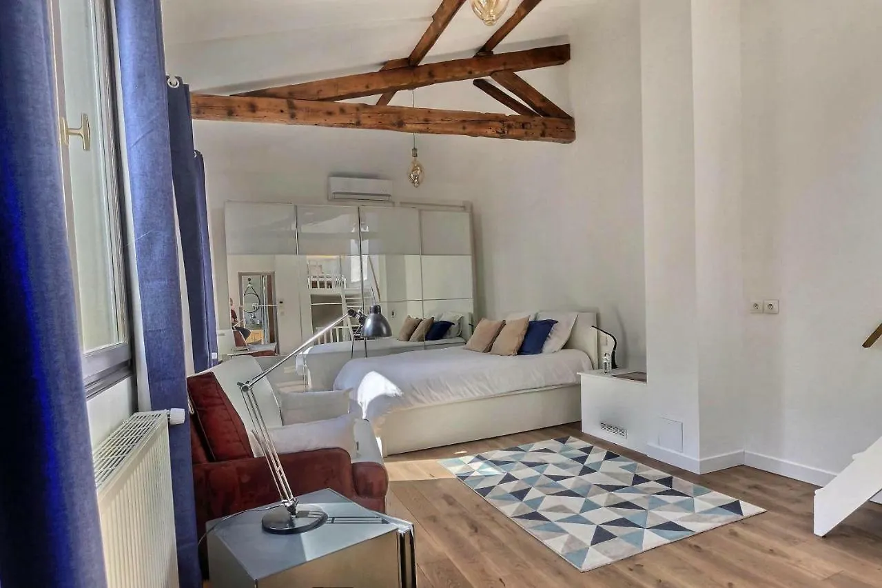 Apartment Saint-Antoine Paris France